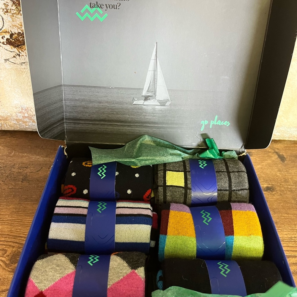 Vibrant Men's Casual Socks Set